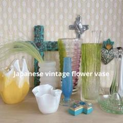 ○vintage○ホワイト ミニ フリル 花瓶 小物入れ ガラス レアのサムネイル