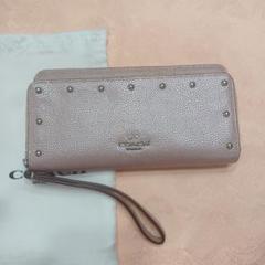 コーチ　長財布のサムネイル