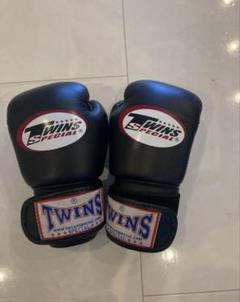 ボクシンググローブ8oz TWINSほぼ未使用品　バンテージ付き ツインズ - TWINS ツインズ ボクシンググローブ 8oz 8オンス