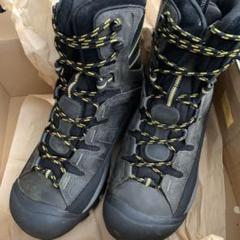 新品未使用 KEEN M-SUMMIT COUNTY 26
