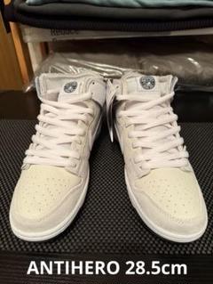 ANTIHERO × Nike SB Dunk High QS "White"のサムネイル