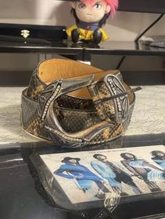 美品⭐️ ヘビ皮装飾バックルベルト