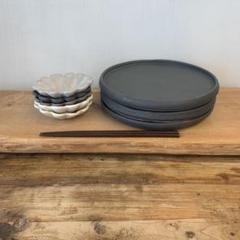 とみぃ　新品　陶器　陶芸作家　黒のプレート皿3枚 239 とみぃ様専用 新品 陶器 陶芸作家 黒のプレート皿3枚 239 - メルカリ