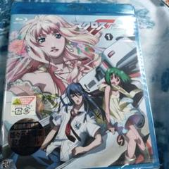 マクロスF (Frontier) 1【初回特典付　新品Blu-ray】
