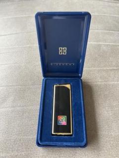 GIVENCHY　ガスライター　未使用品 GIVENCHY ライター本体 ブラック・ゴールド ガスライター - メルカリ