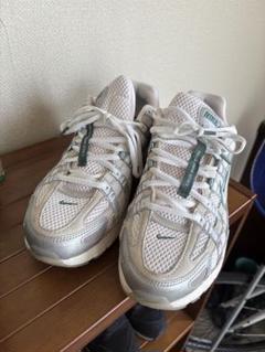 Nike p6000 スニーカー 9.5 US ホワイト/グリーン