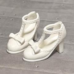 1/6ドール用シューズ　リボン　ヒール　パンプス　白　靴 リカちゃん、ジェニーにのサムネイル