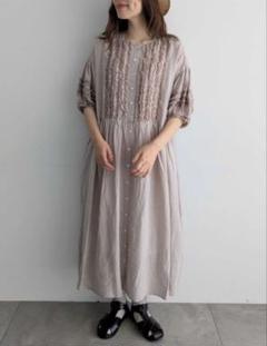 TSUHARU by samansa Mos2 フリル切替ワンピース 人気 完売のサムネイル
