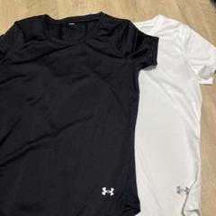 Under Armour Tシャツ 2枚セット 黒 白　レディース