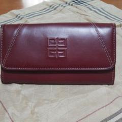 長財布 ジバンシー