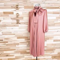 【ザラ】リボン タイ付き ゆったり プリーツ ワンピース Vネック XS ピンク