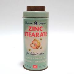 ビンテージ パウダー缶 ピンク 女の子 缶バッジ アメリカ 輸入 雑貨 ビンテージ 『 女の子誕生