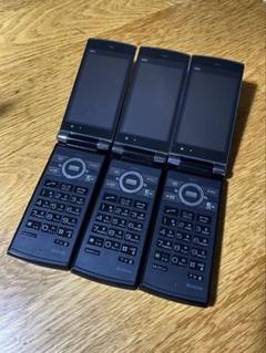 AU KYOCERA KYO11SPA KY011 携帯電話　京セラ