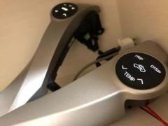 ZVW30 プリウス 前期 ステアリングスイッチ LED打ち替え済み no2