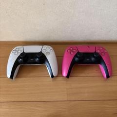 PS5 コントローラー ホワイトとピンク
