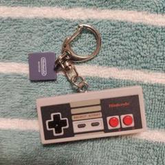 ニンテンドーミュージアム　ゲームハードコレクション キーホルダー NES