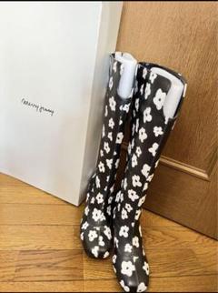 merry jenny 花柄ロングブーツ　美品 merry jenny 花柄ロングブーツ 美品 - メルカリ