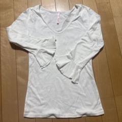ピーチジョン　ホワイトフリル袖長袖Tシャツ