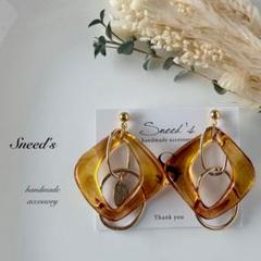 ▪ゴールド2連リング×アクリルチャーム×メタルチャームピアス／イヤリング