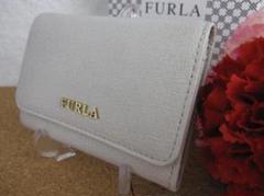 新品同様FURLA フルラ レディース カードケース ホワイト