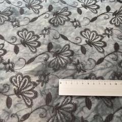 刺繍生地残布　縦75cm×横95cm