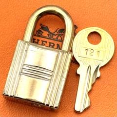 HERMES エルメス カデナ24Kメッキ No.120 120番鍵付き