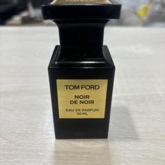 【最終値下げ】トム・フォード TOM FORD NOIR 50ml 香水 中古 全国総量無料で 最終値下げ】トム・フォード TOM FORD NOIR 50ml