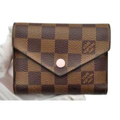 ルイヴィトン 美品 ダミエ ポルトフォイユヴィクトリーヌ 三つ折り財布