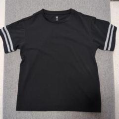 UNIQLO ブラック 半袖Tシャツ 150