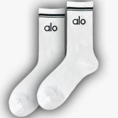 新品】アローヨガ ALO Yoga ラインソックス 靴下 ホワイト