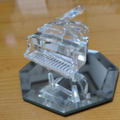 SWAROVSKI　ピアノ