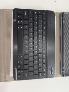 Bluetooth タブレット用キーボード カバー付き