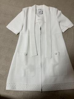 ♥*)様 CHANEL フード付きミニワンピース ブラック/ホワイト34 CHANEL フード付きミニワンピース ブラック/ホワイト34 - メルカリ