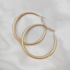 ♥️人気商品♥️おしゃれ　レディース　フープピアス　ゴールド　可愛い　上品　海外