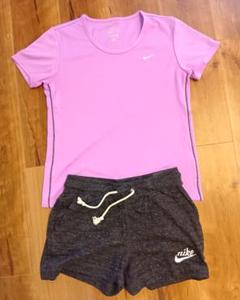 ナイキ Nike ピンク テニスウェア 上下セット　★写真見て★