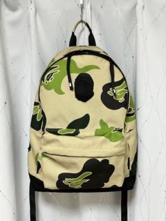 BAPEカモフラージュ柄バックパック