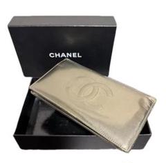 希少 シャネル CHANEL ココマーク 二つ折り 長財布 ゴールド財布