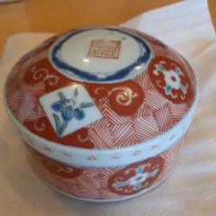 骨董　茶碗　古伊万里　蓋付茶碗　金襴手　器　3つ 古伊万里 金襴手 窓絵花鳥文図 蓋茶碗 5客セット
