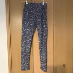 ヨギー・サンクチュアリ ヨガパンツ グレー系　レオパード
