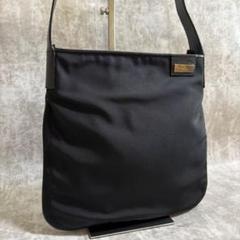 H49 GUCCI グッチ　ショルダーバッグ　オールブラック　ロゴ金具　GG柄