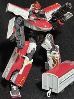 プラレール　新幹線変形ロボ　シンカリオンZ　こまち　E6