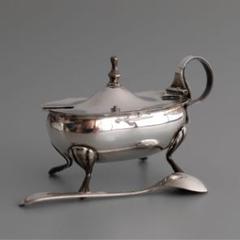 ドイツ製 1930年 純銀 ソルトセル & スプーン付（800刻印 ドイツ製 1930年 純銀 ソルトセル & スプーン付（800刻印 - メルカリ