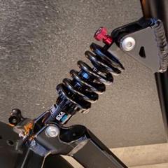 ローダウン　mate x matebike 新品　リアサスペンション　125mm ローダウン mate x matebike 新品 リアサスペンション 125mm 自転車