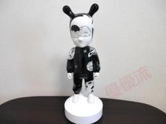 工芸品 01007752 LLADRO The Guest by Henn Kim Henn Kim - The Guest | Lladro | Porcelain Sculpture | Fine Art