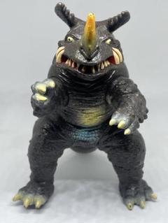 HGネロンガ　フィギュア 他 HGシリーズ 透明怪獣 ネロンガ | 怪獣玩具に魅せられて