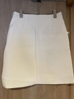 ト24_⬜️大幅最終値下げ❗️ZARA ミニスカートのサムネイル