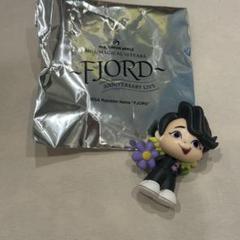 Mrs.GREEN APPLE　フィヨルド　ガチャ　大森元貴　フィギュア　セット ミセス FJORD フィヨルド ガチャ 大森元貴 フィギュア2種 - メルカリ