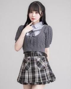 ピウム pium レイヤードケーブルニット チャコール