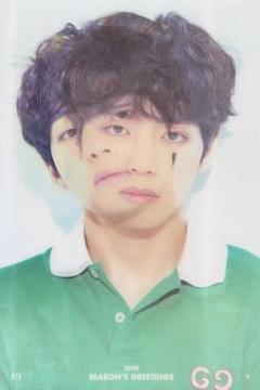 BTS V キム・テヒョン テテ チェキ 2025年最新】キムテヒョンチェキの人気アイテム - メルカリ