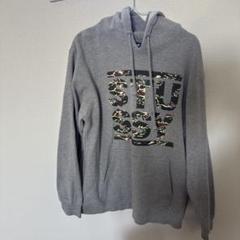 STUSSY グレー パーカー Lサイズ